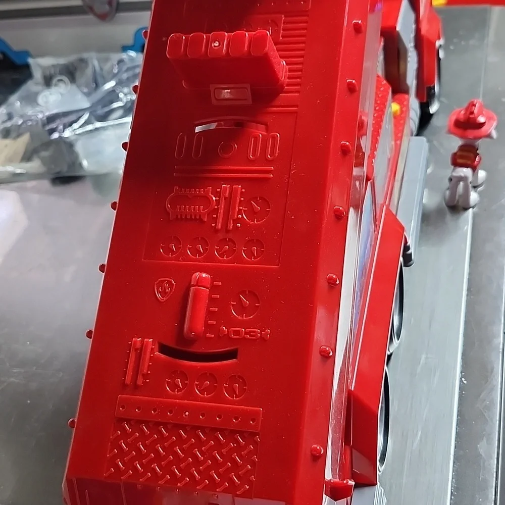 🚒LIKE NEW!🐾PAW PATROL Red Fire Truck Toy w/Marshall Pup - Picture 2 of 16